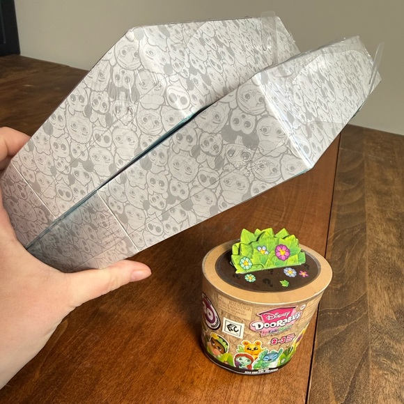 Disney doorables NIB bundle. Lets party wave 1 & in full bloom. - Picture 4 of 5